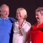 Ein Bild mit 3 Personen. Von links nach rechts: Pierre Godbillon, Michèle Tost, Catherine Parcevaux-Fivel